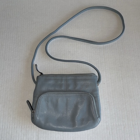 Tignanello Blue Leather Multi Pocket Crossbody Bag - Picture 2 of 9